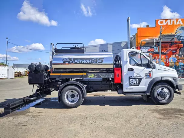Купить Автогудронатор АС-C41R на шасси ГАЗон NEXT цена «Регион 45»