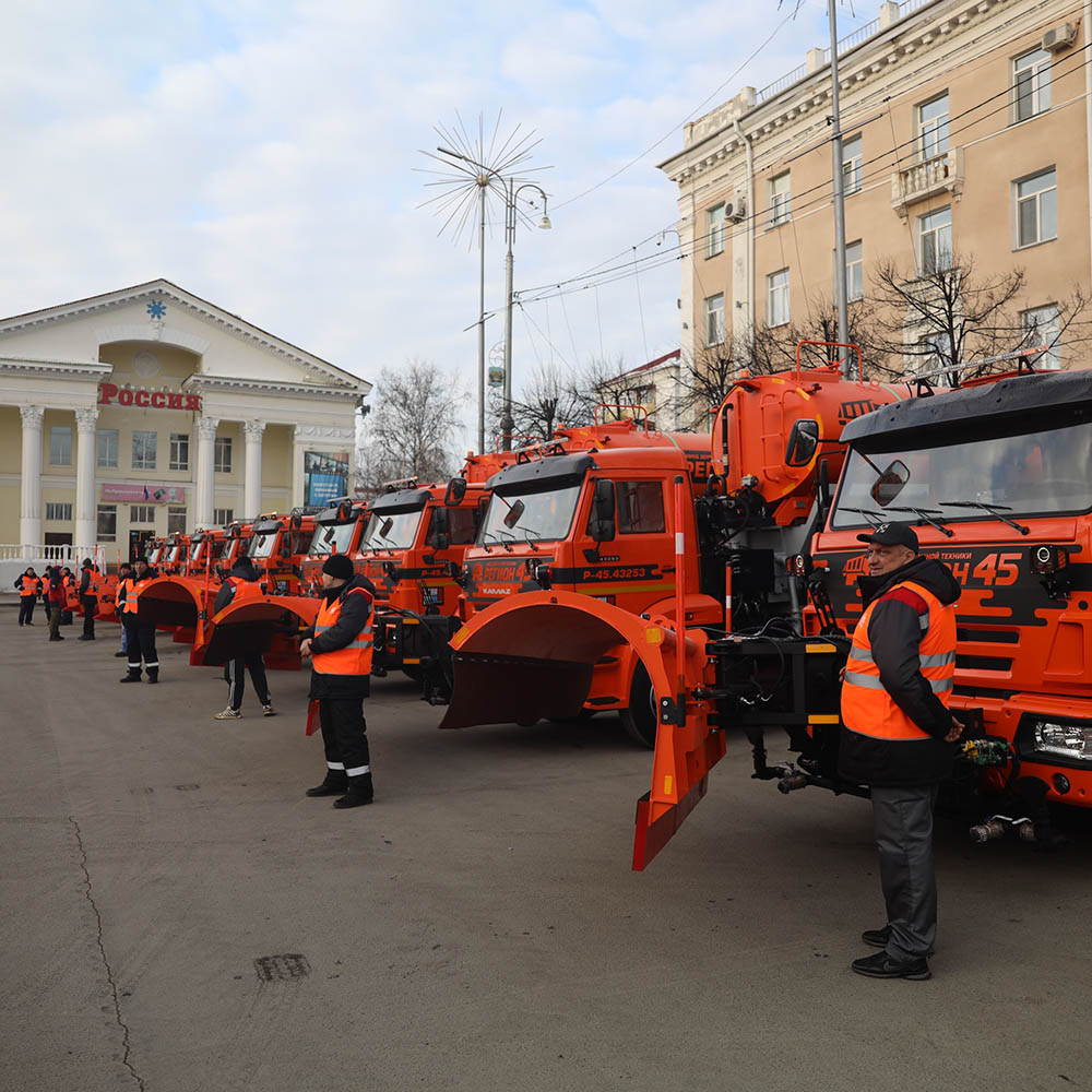 Поздравляем с Днём работников дорожного хозяйства!