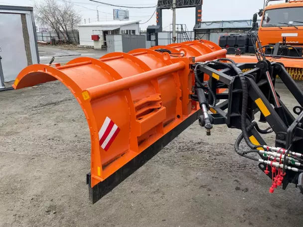 Купить КДМ Р-45.222 на базе самосвала КамАЗ цена «Регион 45»
