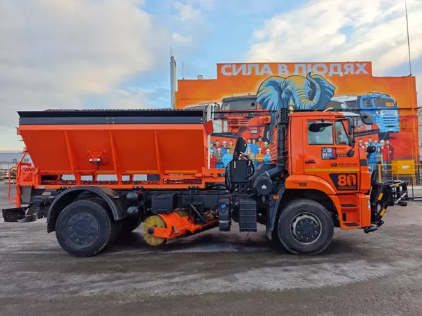 Купить КДМ на базе КамАЗ 53605 цена «Регион 45»